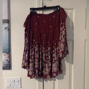 Barely worn size small, off the shoulder blouse